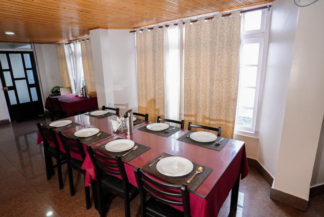 Himalayan Gorkha Retreat II Free Parking Hotel Darjeeling  Buitenkant foto