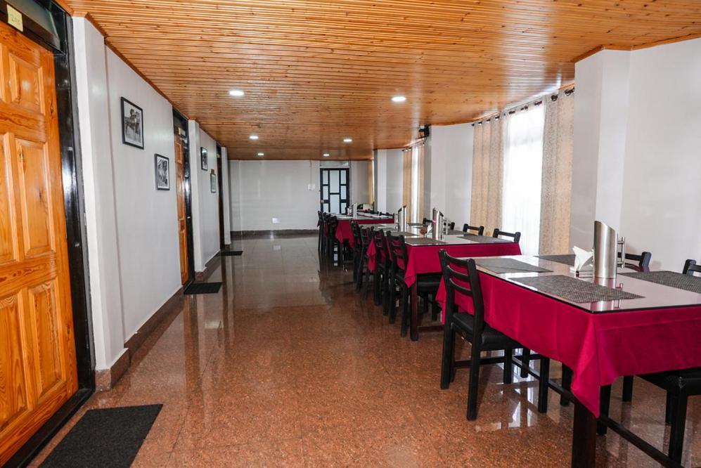 Himalayan Gorkha Retreat II Free Parking Hotel Darjeeling  Buitenkant foto