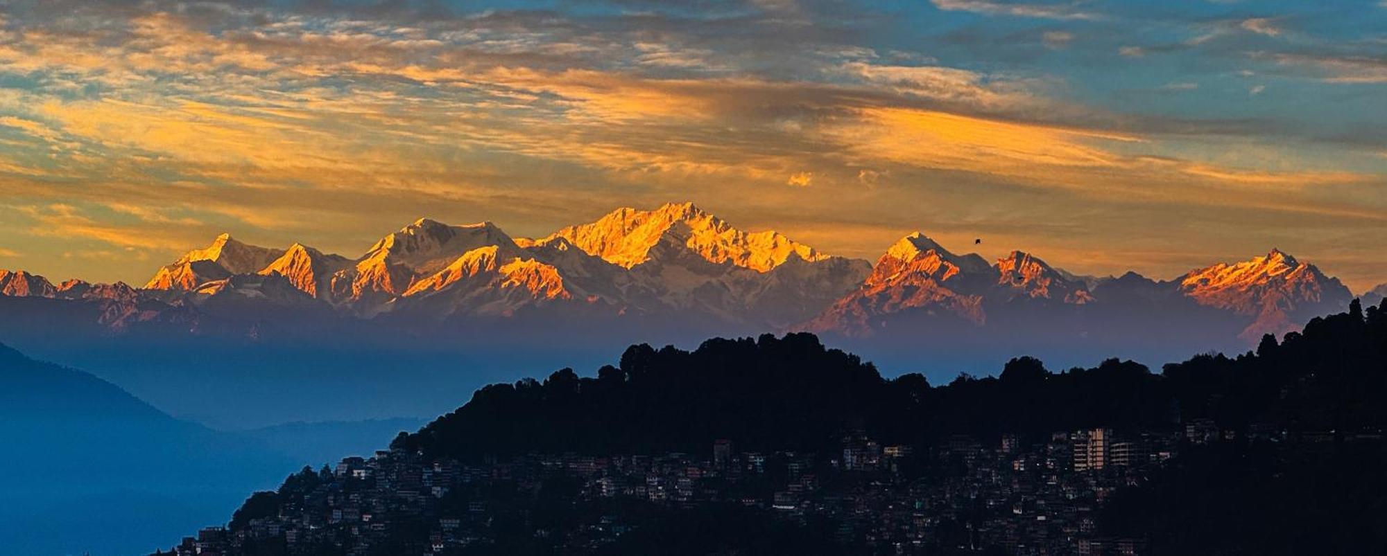 Himalayan Gorkha Retreat II Free Parking Hotel Darjeeling  Buitenkant foto