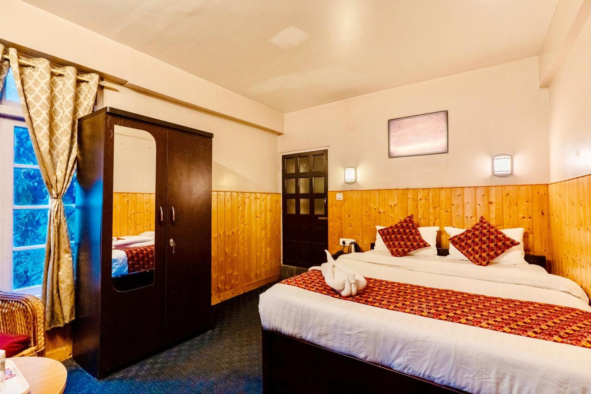 Himalayan Gorkha Retreat II Free Parking Hotel Darjeeling  Buitenkant foto