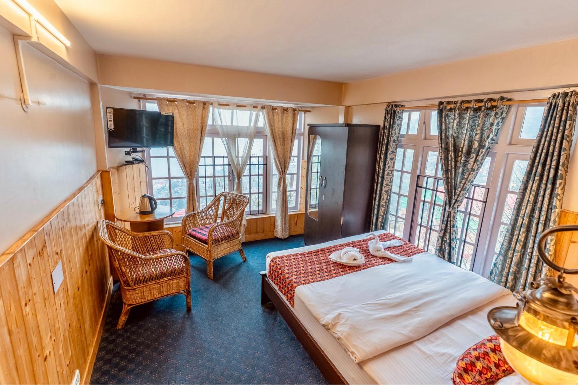 Himalayan Gorkha Retreat II Free Parking Hotel Darjeeling  Buitenkant foto