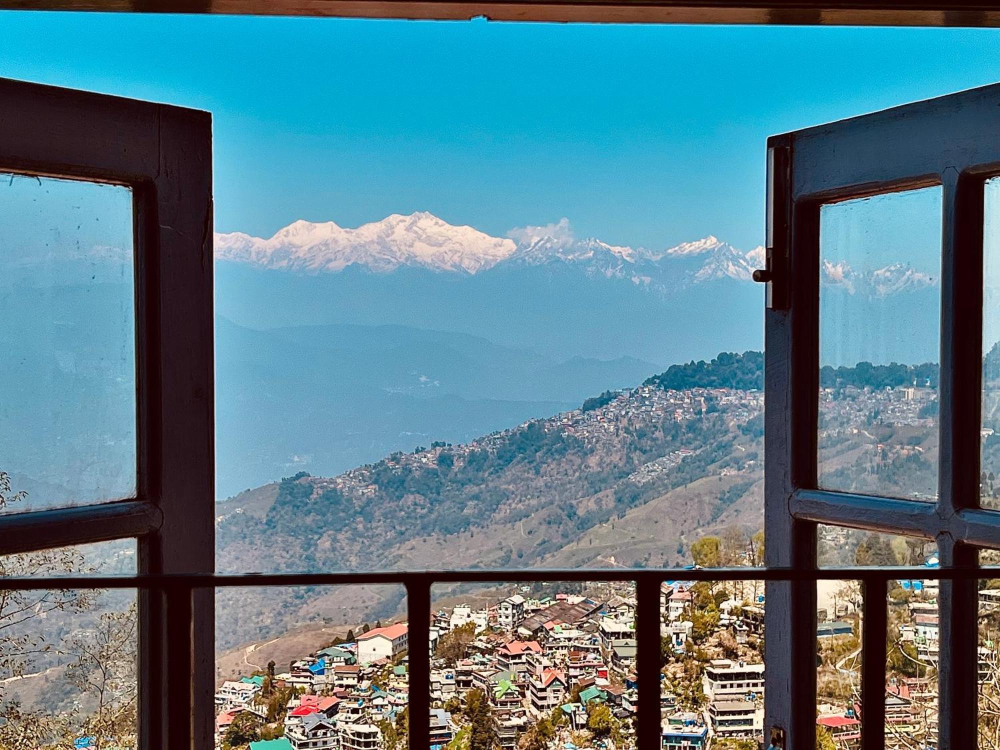 Himalayan Gorkha Retreat II Free Parking Hotel Darjeeling  Buitenkant foto