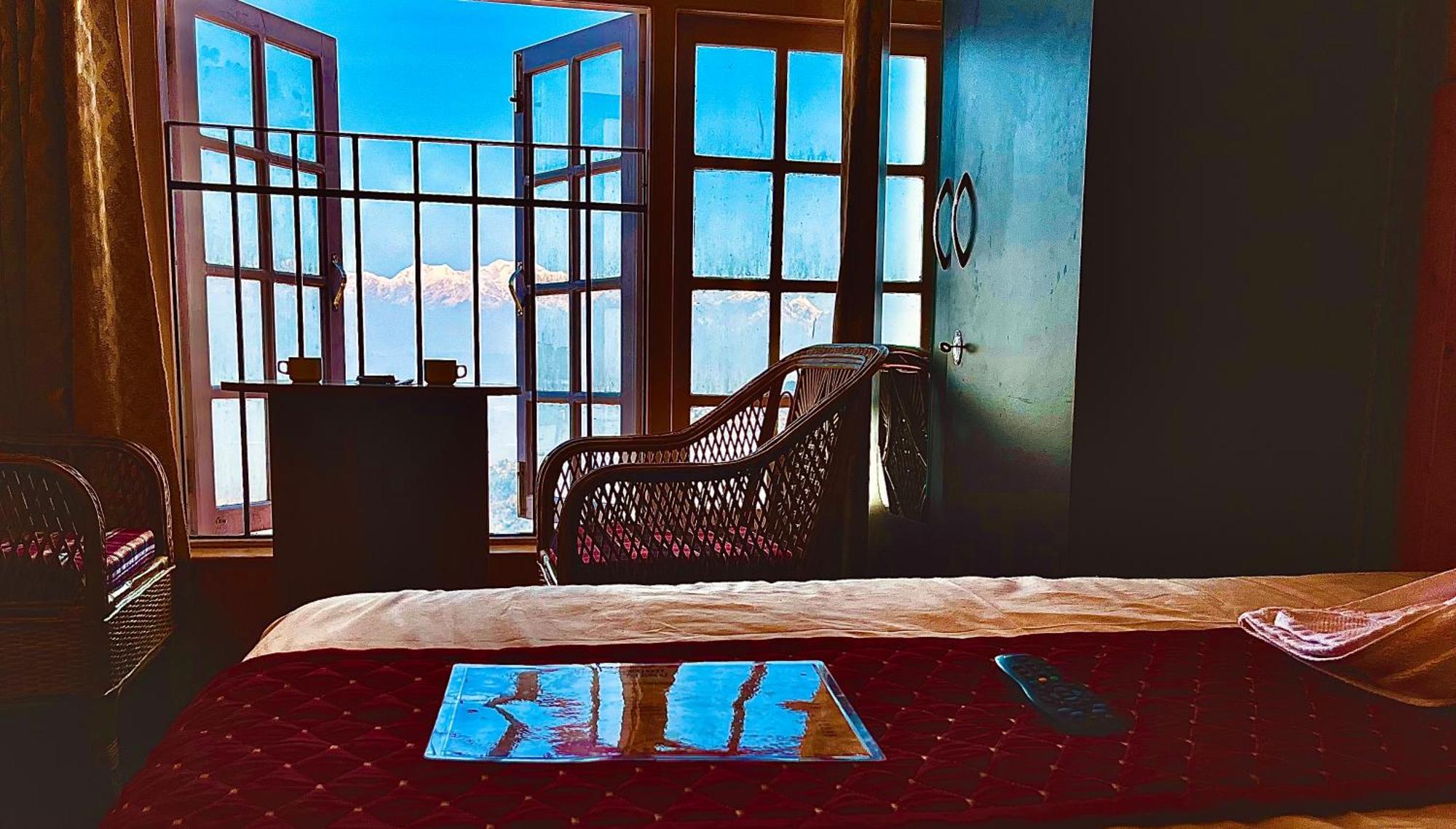 Himalayan Gorkha Retreat II Free Parking Hotel Darjeeling  Buitenkant foto